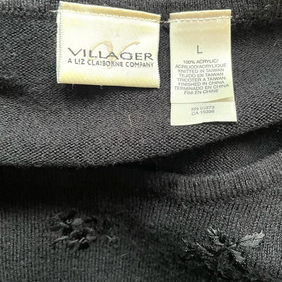 Villager Liz Claiborne Black Sweater Floral Embroidery Size L - Picture 4 of 4
